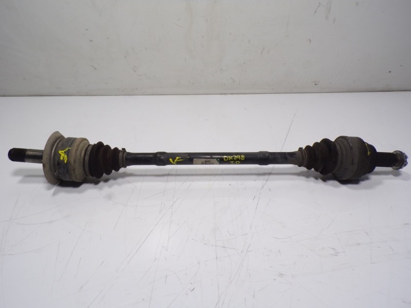 Recambio de transmision trasera derecha para bmw x3 (f25) 2.0 turbodiesel referencia OEM IAM 33207614492 7614492AI02 