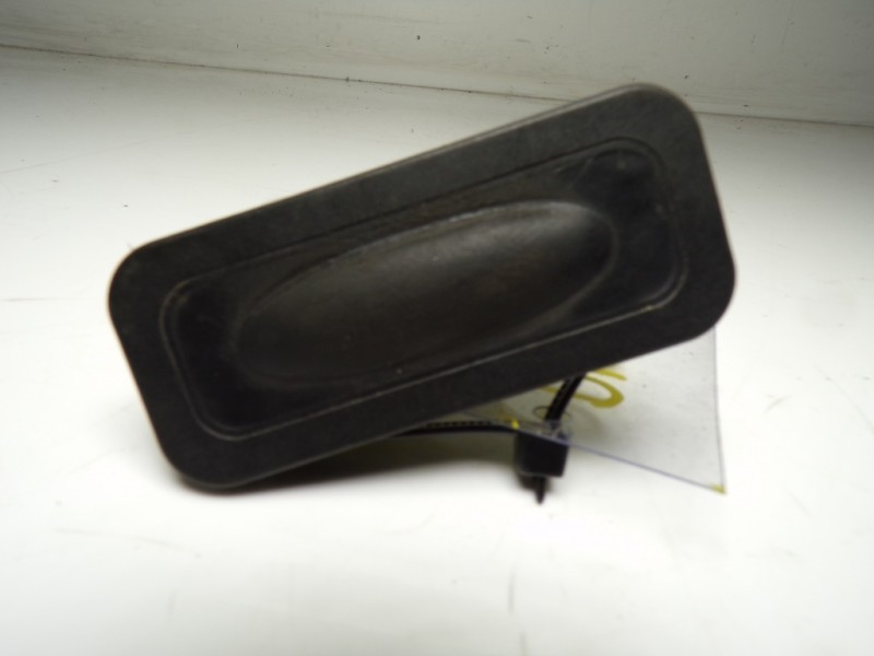 Recambio de maneta porton para renault clio iv 1.5 dci diesel fap referencia OEM IAM 8200076256  