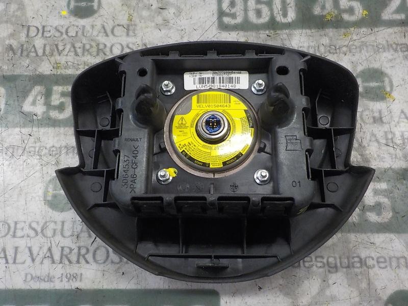 Recambio de airbag delantero izquierdo para dacia sandero 1.6 cat referencia OEM IAM 8200823307  