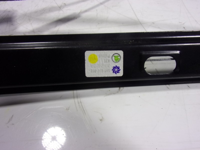 Recambio de elevalunas delantero derecho para skoda kodiaq 2.0 tdi referencia OEM IAM 565837462 565837462 