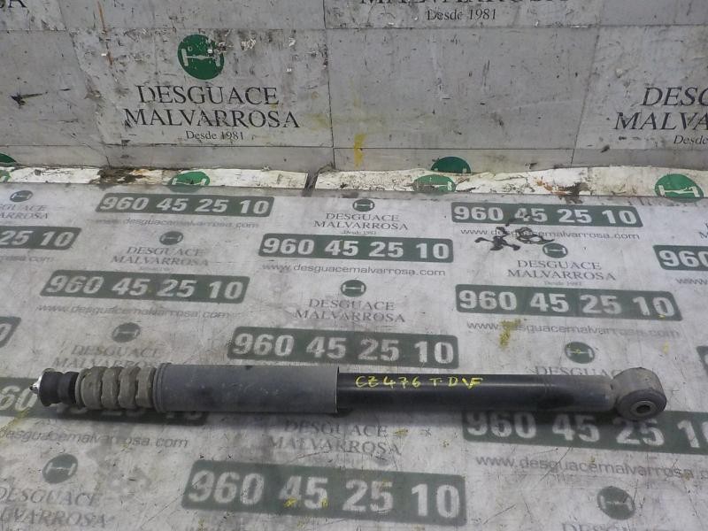 Recambio de amortiguador trasero derecho para dacia sandero 1.6 cat referencia OEM IAM 8200953294  