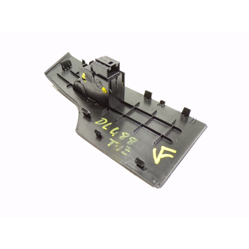 Recambio de mando elevalunas trasero izquierdo para cupra leon sportstourer (kl8) vz 2.0 tsi 4drive referencia OEM IAM  6F286717