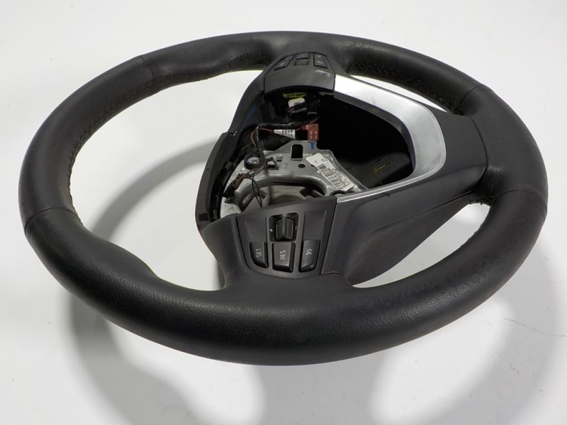 Recambio de volante para bmw x3 (f25) 2.0 turbodiesel referencia OEM IAM 32306879924 243537938506 