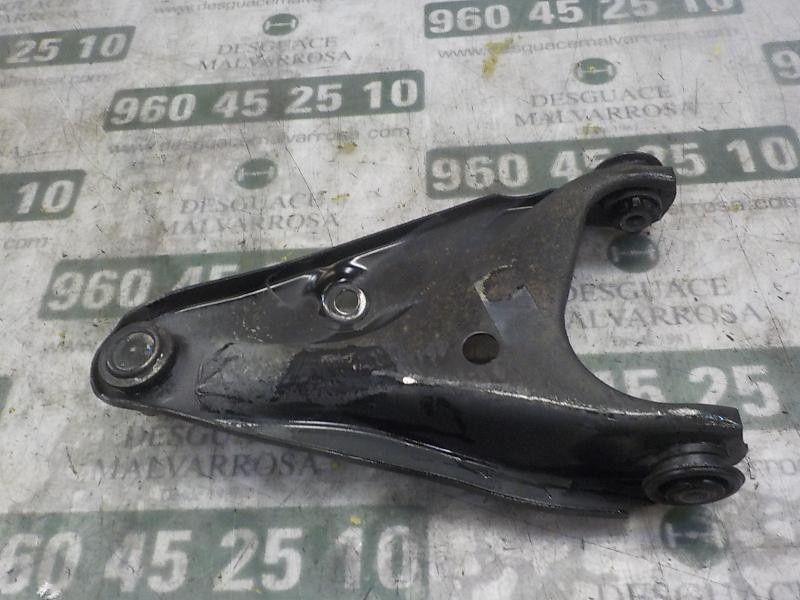 Recambio de brazo suspension inferior delantero izquierdo para dacia sandero 1.6 cat referencia OEM IAM 545011362R  