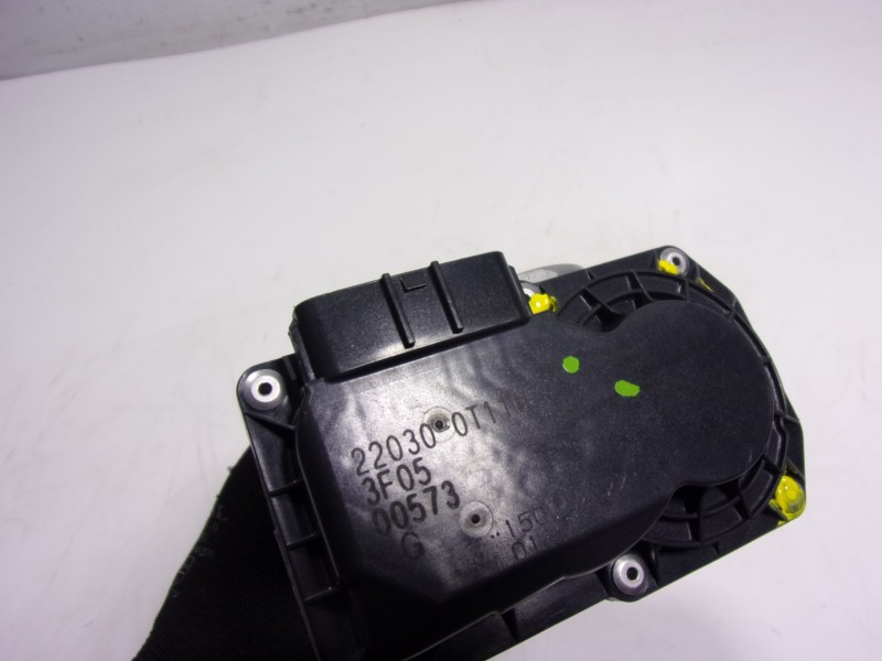 Recambio de caja mariposa para toyota corolla hybrid referencia OEM IAM 220300T110 220300T110 