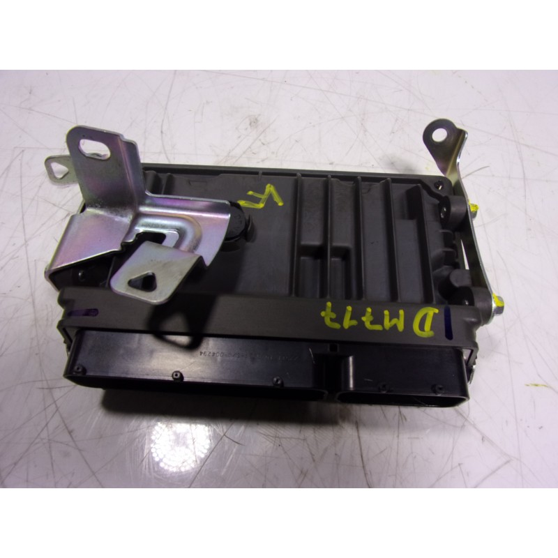 Recambio de centralita motor uce para toyota corolla hybrid referencia OEM IAM 8966602D90 8966602D90 