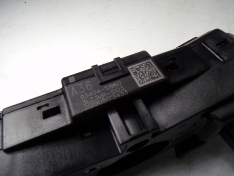 Recambio de mando luces para hyundai santa fe essence 2wd referencia OEM IAM 93404S1960 93404S1960 201905173433