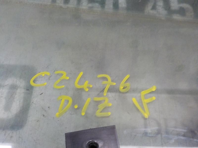 Recambio de cristal puerta delantero izquierdo para dacia sandero 1.6 cat referencia OEM IAM 8200733023  