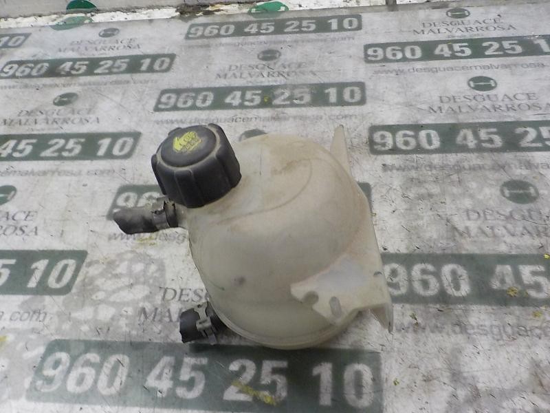 Recambio de deposito expansion para dacia sandero 1.6 cat referencia OEM IAM 7701470460  