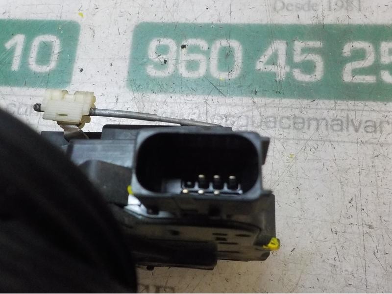 Recambio de cerradura puerta trasera derecha para opel corsa e edition referencia OEM IAM 13431845 13431845 