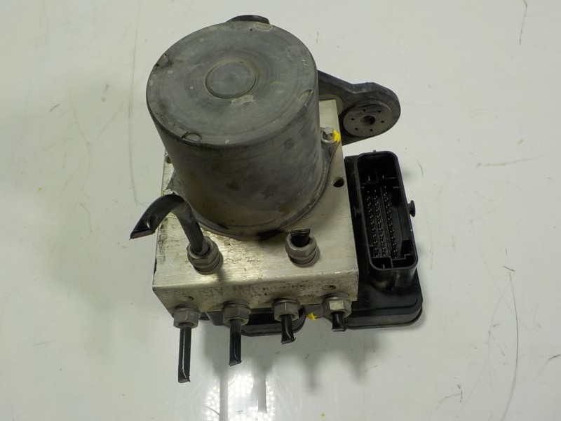 Recambio de abs para volkswagen polo 1.6 tdi dpf referencia OEM IAM 2Q0614517TBEF 2Q0614517T 