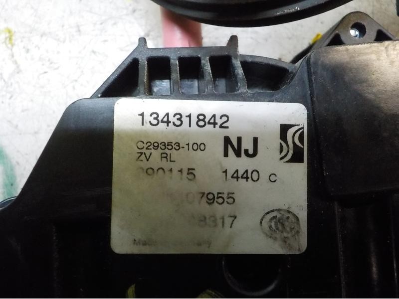 Recambio de cerradura puerta trasera izquierda para opel corsa e edition referencia OEM IAM 13431842 13431842 