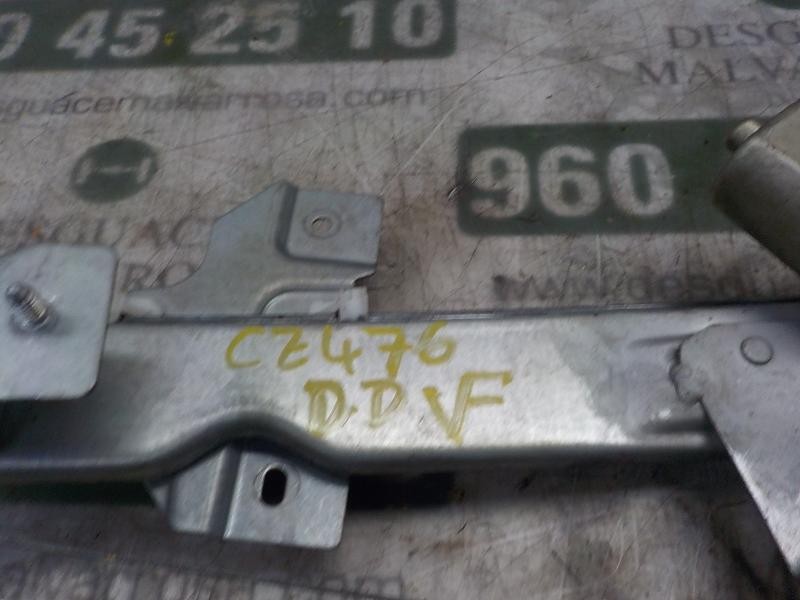 Recambio de elevalunas delantero derecho para dacia sandero 1.6 cat referencia OEM IAM 8200733828  