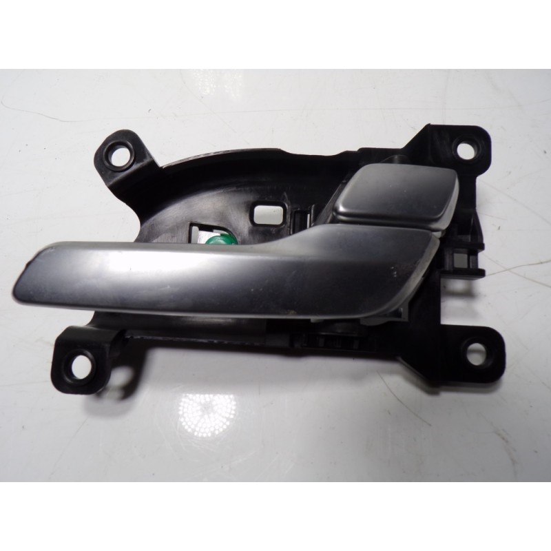 Recambio de maneta interior delantera derecha para hyundai santa fe essence 2wd referencia OEM IAM 82620S1000VCS  