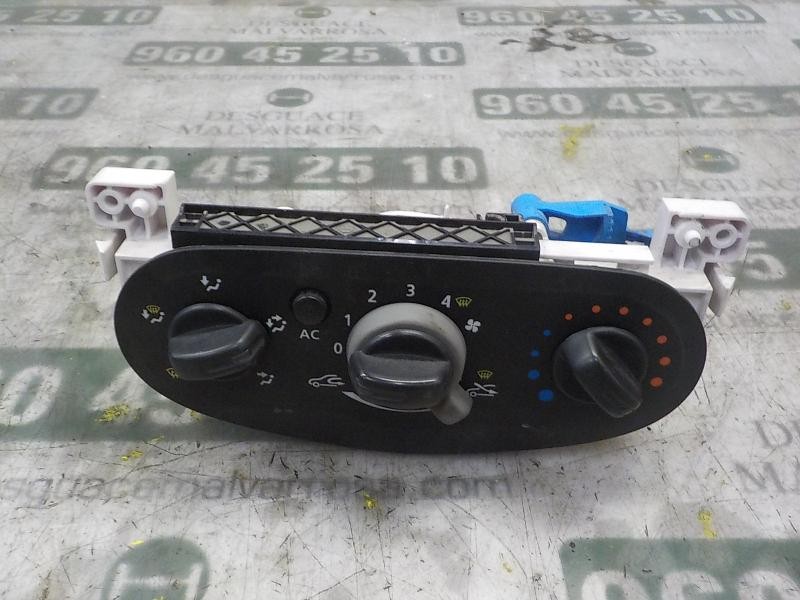 Recambio de mando calefaccion / aire acondicionado para dacia sandero 1.6 cat referencia OEM IAM 6001551800  