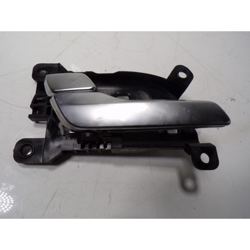 Recambio de maneta interior trasera izquierda para hyundai santa fe essence 2wd referencia OEM IAM 82610S1000VCS  