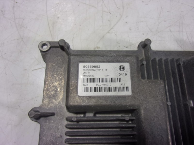 Recambio de centralita motor uce para alfa romeo stelvio (630) executive 4wd referencia OEM IAM 50559852 50559852 