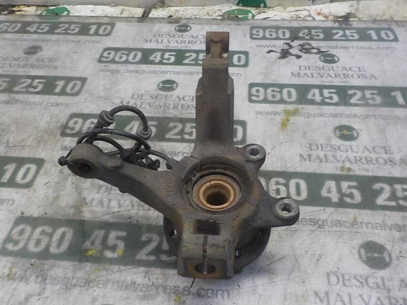 Recambio de mangueta delantera izquierda para dacia sandero 1.6 cat referencia OEM IAM 6001548865  