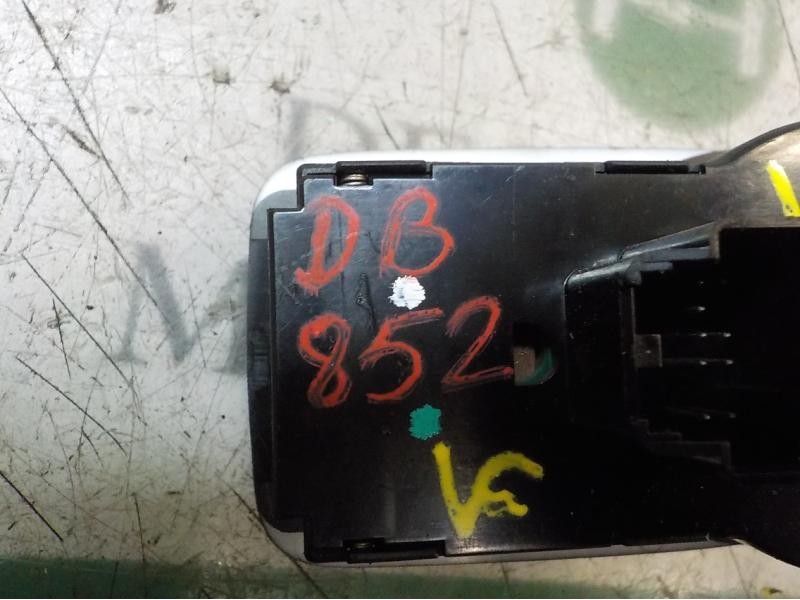 Recambio de mando luces para opel corsa e edition referencia OEM IAM 13470445 13470445 