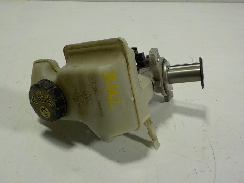 Recambio de bomba freno para volkswagen polo 1.6 tdi dpf referencia OEM IAM 2Q1611019CREP 2Q1611301 