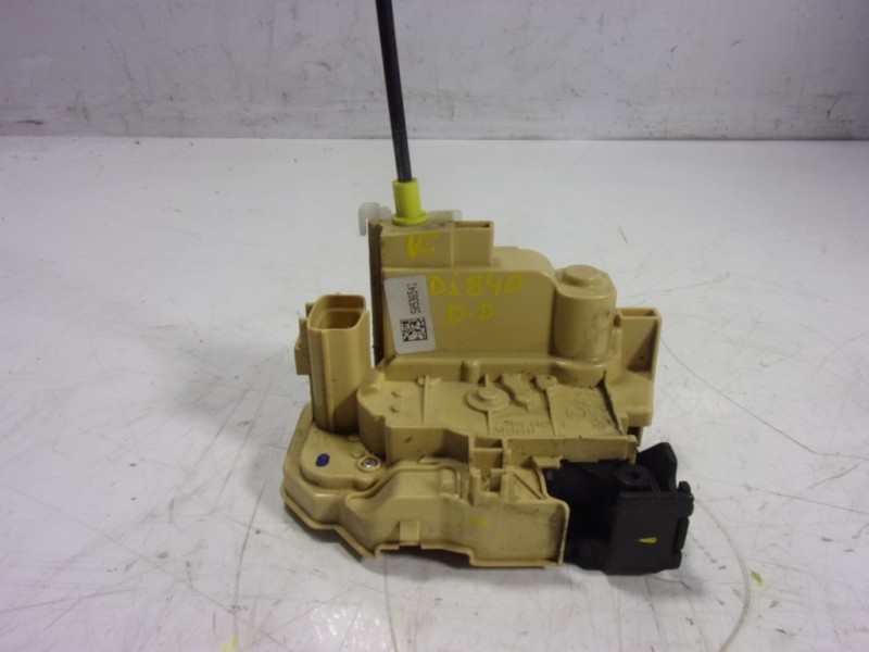 Recambio de cerradura puerta delantera derecha para alfa romeo stelvio (630) executive 4wd referencia OEM IAM 50536541 50536541 