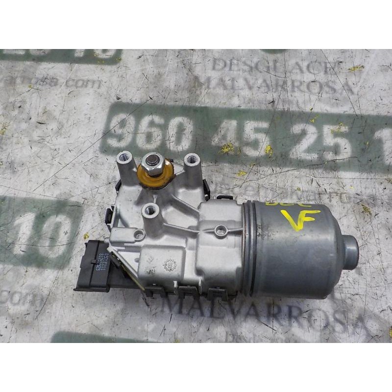 Recambio de motor limpia delantero para dacia sandero 1.6 cat referencia OEM IAM 8200619512 0390241544 0390241544