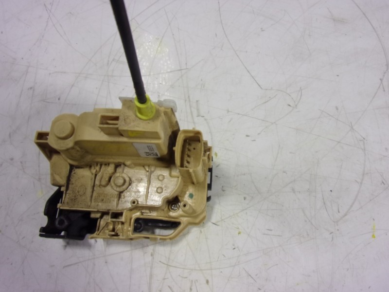 Recambio de cerradura puerta delantera izquierda para alfa romeo stelvio (630) executive 4wd referencia OEM IAM 50535378 5053537