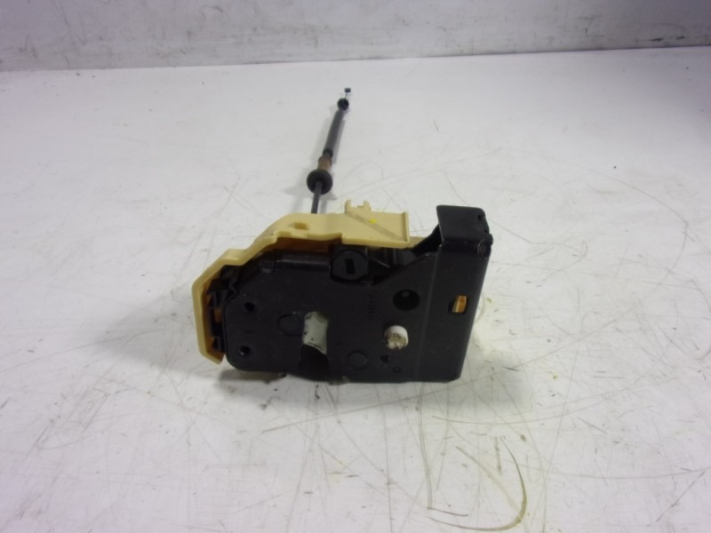 Recambio de cerradura puerta trasera derecha para alfa romeo stelvio (630) executive 4wd referencia OEM IAM 50536547 50536547 