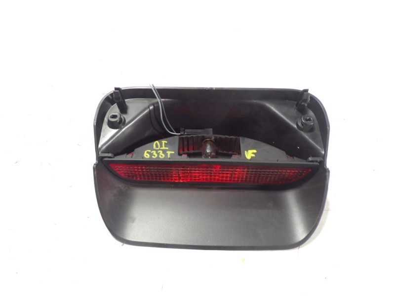 Recambio de piloto trasero central para dacia sandero 1.5 dci diesel fap cat referencia OEM IAM 265907079R  