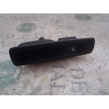 MANDO ELEVALUNAS TRASERO DERECHO 254010003R 