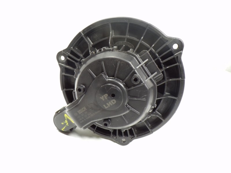 Recambio de motor calefaccion para hyundai santa fe essence 2wd referencia OEM IAM 97113A9010 F00S3B2596 F00S3B2596