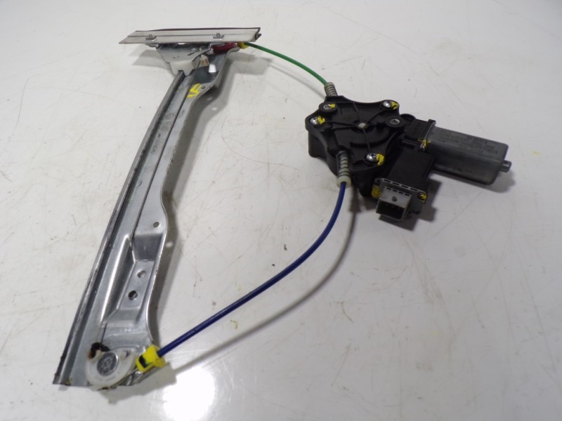 Recambio de elevalunas delantero derecho para opel corsa e 1.4 referencia OEM IAM 13447039 541613212 