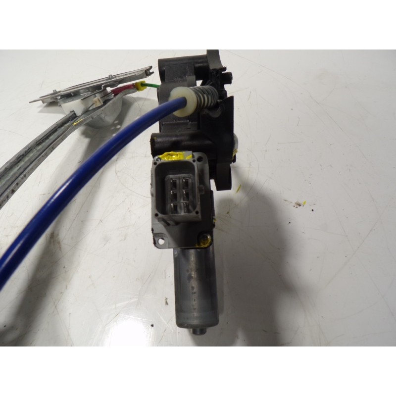 Recambio de elevalunas delantero derecho para opel corsa e 1.4 referencia OEM IAM 13447039 541613212 