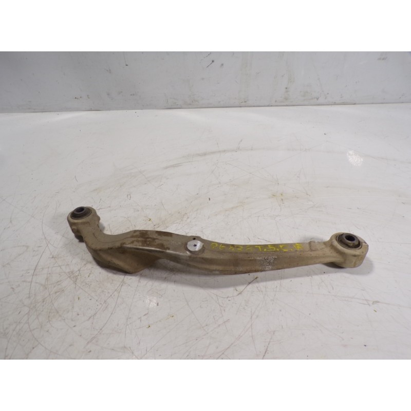 Recambio de brazo suspension superior trasero derecho para nissan x-trail (t32) acenta 4x4 referencia OEM IAM 55120JD00B  