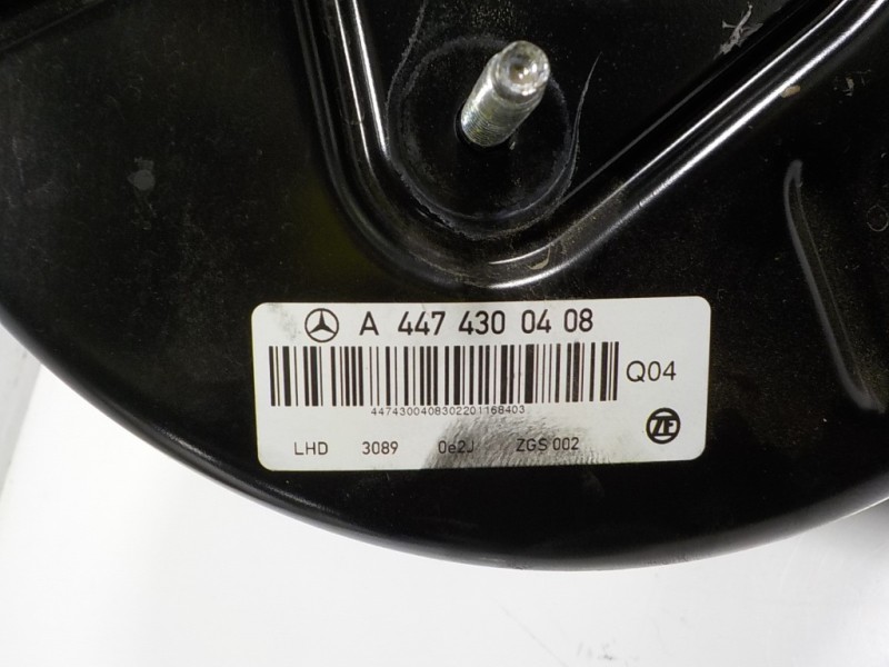 Recambio de servofreno para mercedes-benz clase v (w447) v220d exclusive largo (447.813) referencia OEM IAM A4474310200 A4474300
