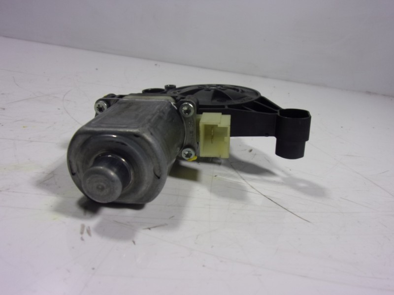 Recambio de motor elevalunas delantero izquierdo para skoda kodiaq 2.0 tdi referencia OEM IAM 5Q0959801B 5Q0959801B 