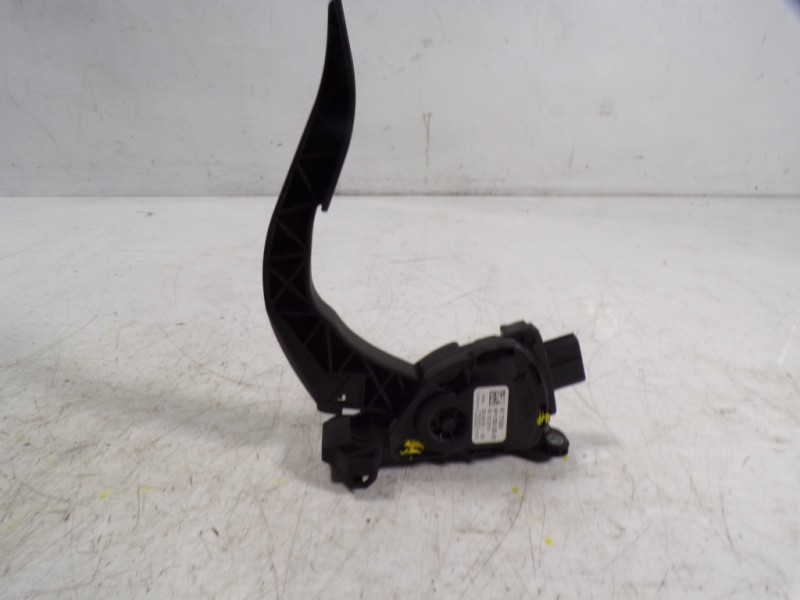 Recambio de potenciometro pedal para audi a4 ber. (b8) 2.0 16v tdi referencia OEM IAM 8K1721523A 8K1721523A 