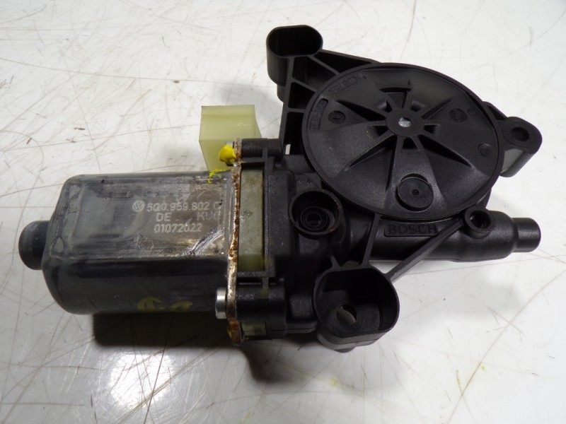 Recambio de motor elevalunas delantero derecho para cupra leon sportstourer (kl8) vz 2.0 tsi 4drive referencia OEM IAM 5Q0959802