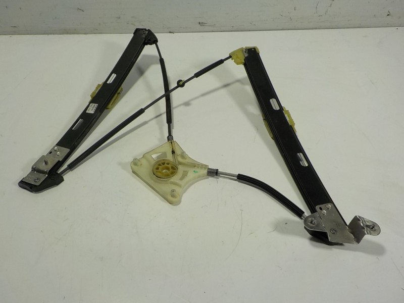 Recambio de elevalunas delantero izquierdo para volkswagen polo 1.6 tdi dpf referencia OEM IAM 2G4837461B 2G4837461A 