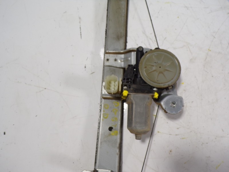 Recambio de elevalunas delantero derecho para nissan x-trail (t32) acenta 4x4 referencia OEM IAM 807204CA0A 807314CA0A 262100564