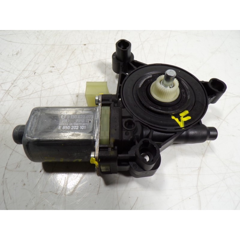 Recambio de motor elevalunas delantero izquierdo para cupra leon sportstourer (kl8) vz 2.0 tsi 4drive referencia OEM IAM 5Q09598