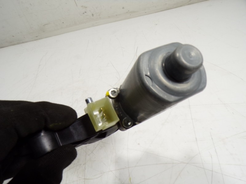 Recambio de motor elevalunas delantero izquierdo para cupra leon sportstourer (kl8) vz 2.0 tsi 4drive referencia OEM IAM 5Q09598