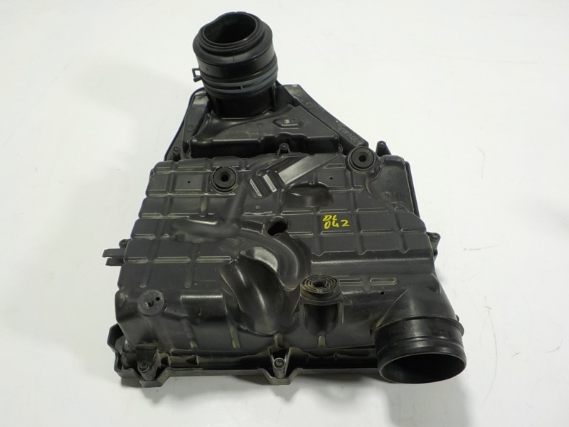 Recambio de filtro aire para volkswagen polo 1.6 tdi dpf referencia OEM IAM 04C129601M 04C129601M 