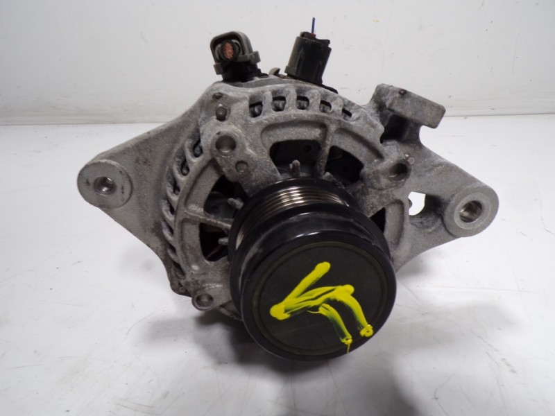 Recambio de alternador para toyota verso 1.6 16v cat referencia OEM IAM 270600T360 270600T360 