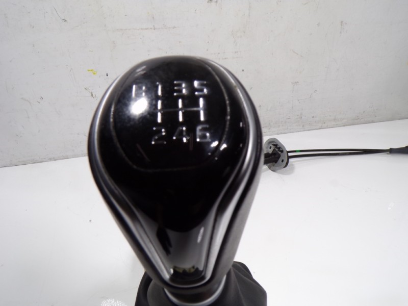 Recambio de palanca cambio para hyundai santa fe essence 2wd referencia OEM IAM 43700S1110 0DQ93 