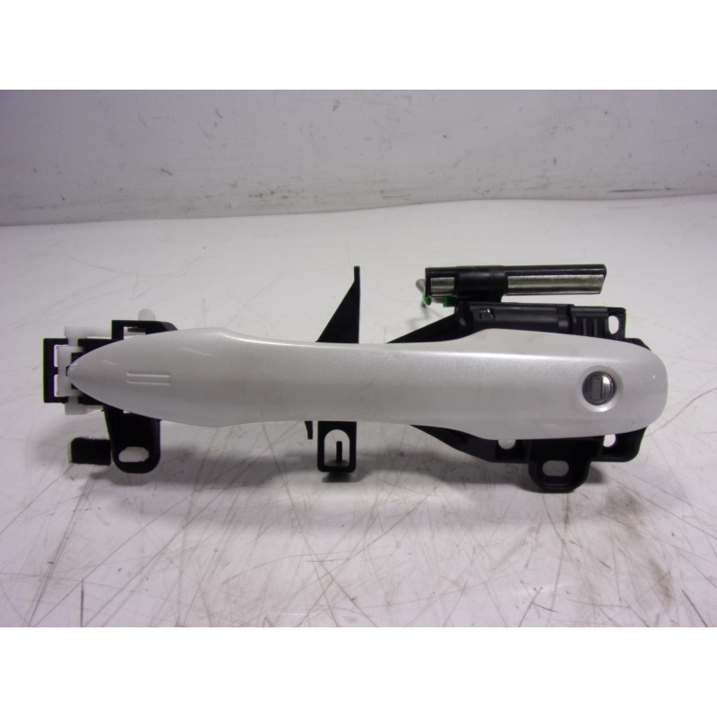 Recambio de maneta exterior delantera izquierda para toyota corolla hybrid referencia OEM IAM 6921102935  6920202260