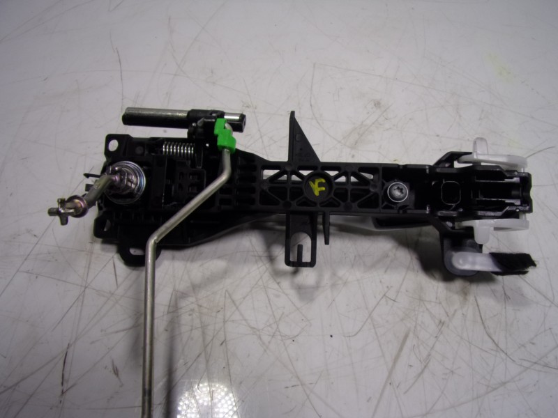 Recambio de maneta exterior delantera izquierda para toyota corolla hybrid referencia OEM IAM 6921102935  6920202260