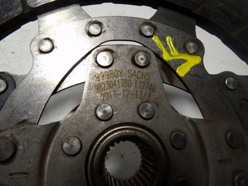 Recambio de kit embrague para peugeot 508 sw 1.6 blue-hdi fap referencia OEM IAM 9807979080 9823041880 9823041780