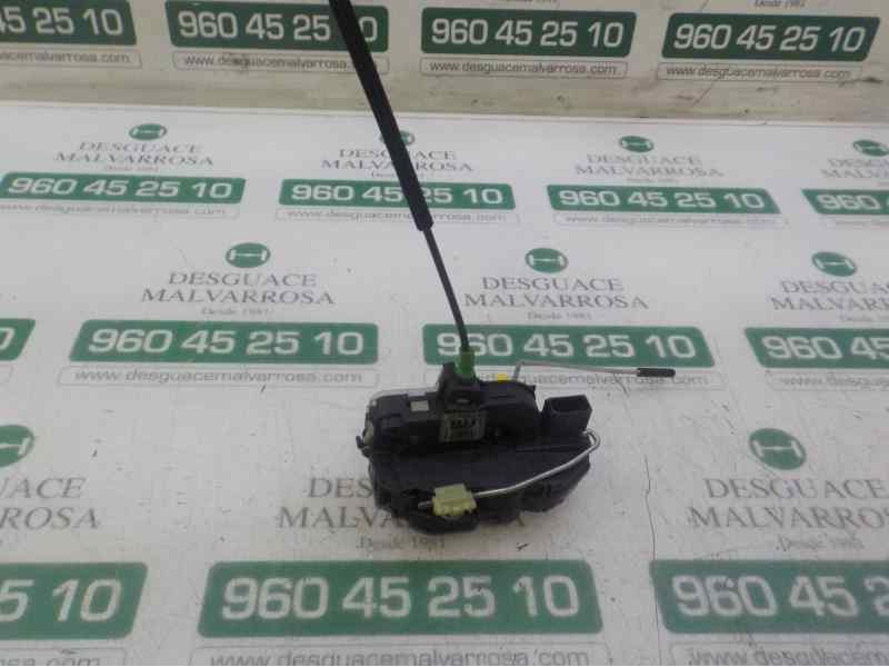 Recambio de cerradura puerta trasera izquierda para opel insignia berlina 2.0 cdti cat referencia OEM IAM 13503179 13503179 