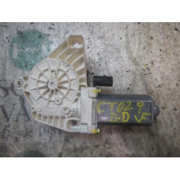 MOTOR ELEVALUNAS DELANTERO DERECHO A1698201642 A1698201642 